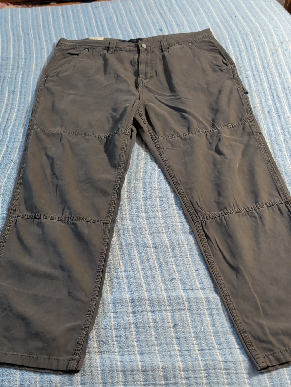 Aeropostale Men's Black Cargo Pants